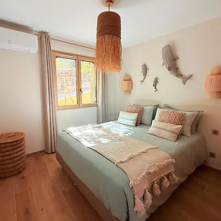 Апартаменты Casa Zelie Superbe T4 Vue Mer, Clim ,wi-fi *
