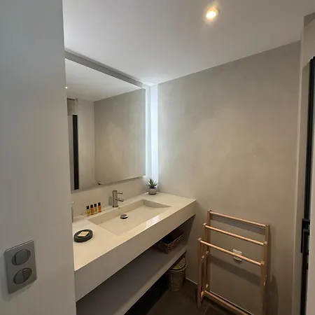 Casa Zelie Superbe T4 Vue Mer, Clim ,wi-fi Апартаменты *