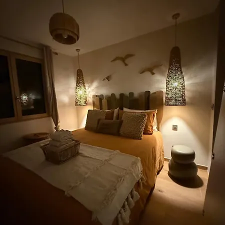 Апартаменты Casa Zelie Superbe T4 Vue Mer, Clim ,wi-fi *