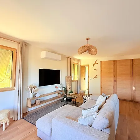 Апартаменты Casa Zelie Superbe T4 Vue Mer, Clim ,wi-fi
